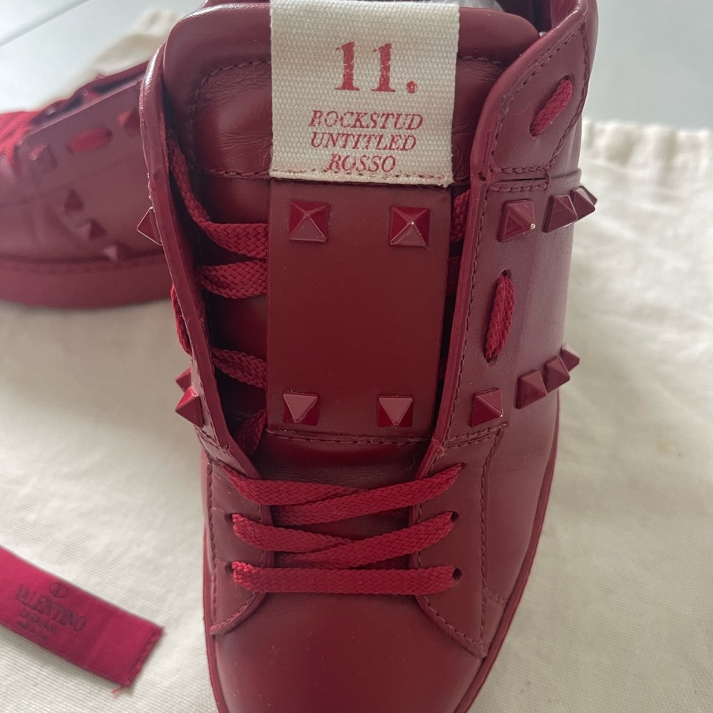Red VALENTINO GARAVANI ROCKSTUD UNTITLED ROSSO Sneakers 11. Size 38,5